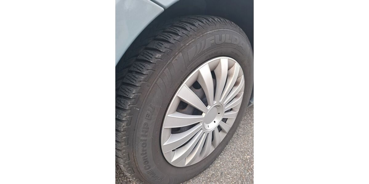 Ford Focus 175.000 km 3.850 &euro; Karlsdorf-Neuthard 76689