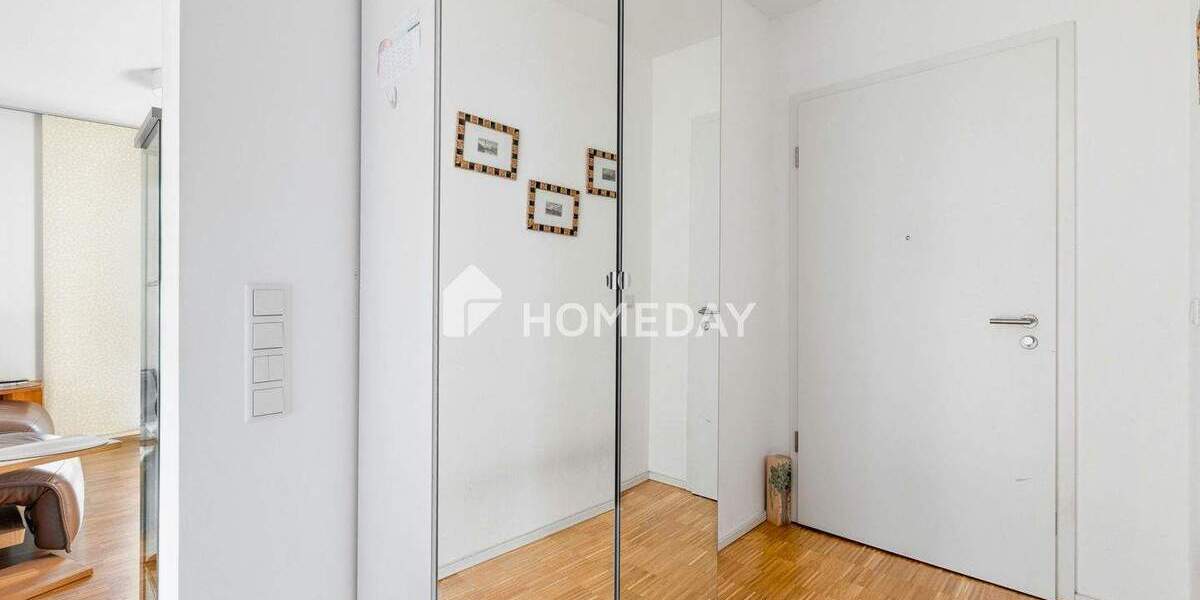 Wohnen mit Geschichte: Exklusive Eigentumswohnung im denkmalgeschützten Bestandsbau in Zell am Main 3 zimmer