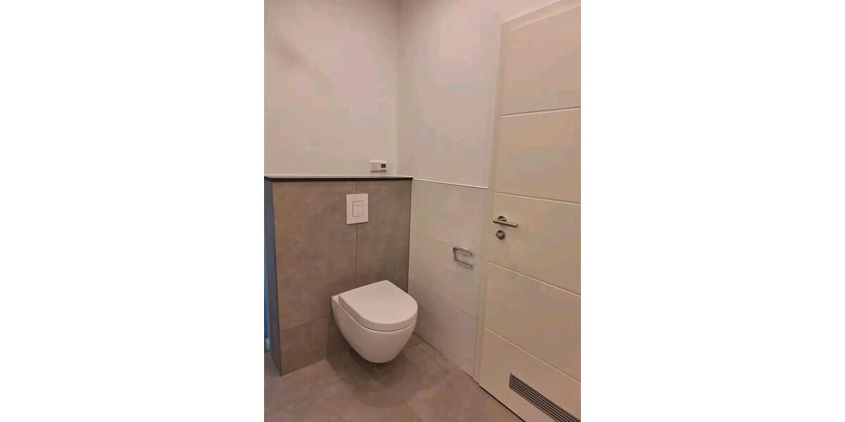 Schönes, geräumiges Haus mit 3 Zimmern 3 zimmer