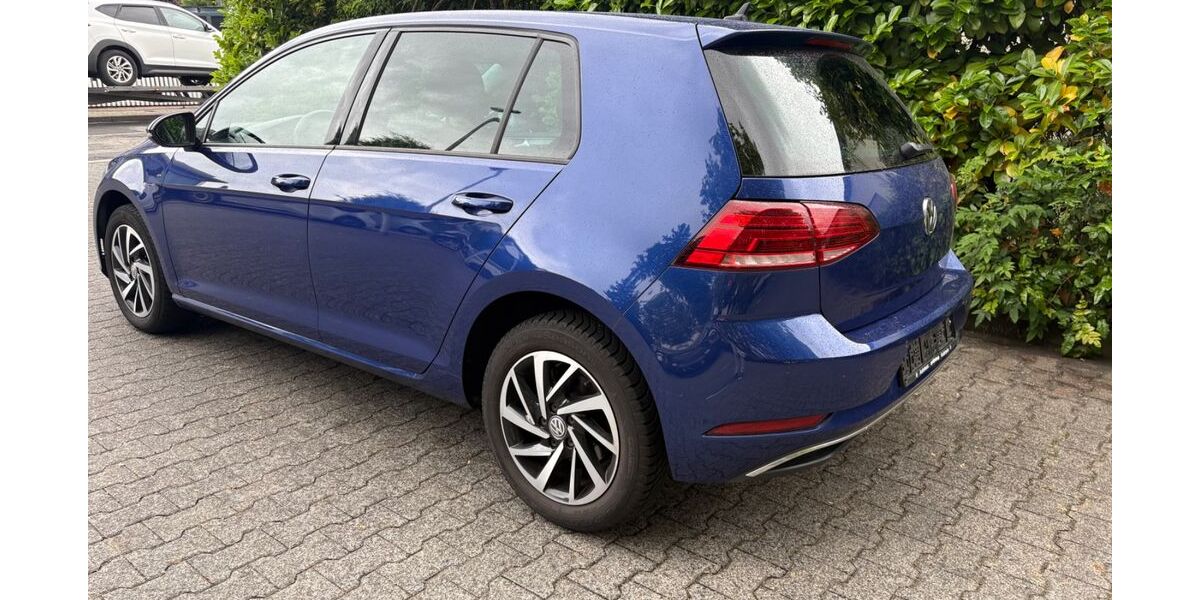 VW Golf 44.600 km 10.990 &euro; Frankfurt am Main 60389