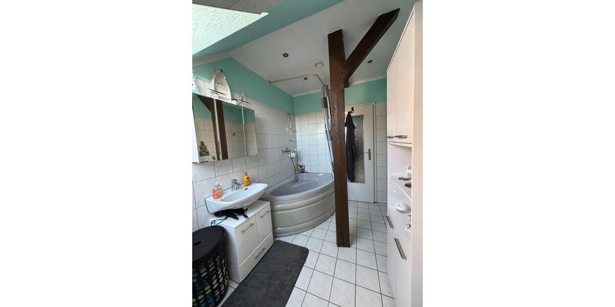 Dachgeschoßwohnung Stendal - 2 Zimmer, 64 m&sup2;, 600&euro; | Angebot:26037455