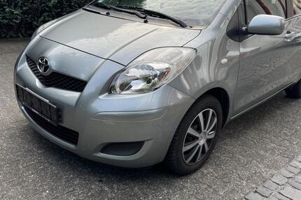 Toyota Yaris 135.000 km 4.699 € Paderborn 33100