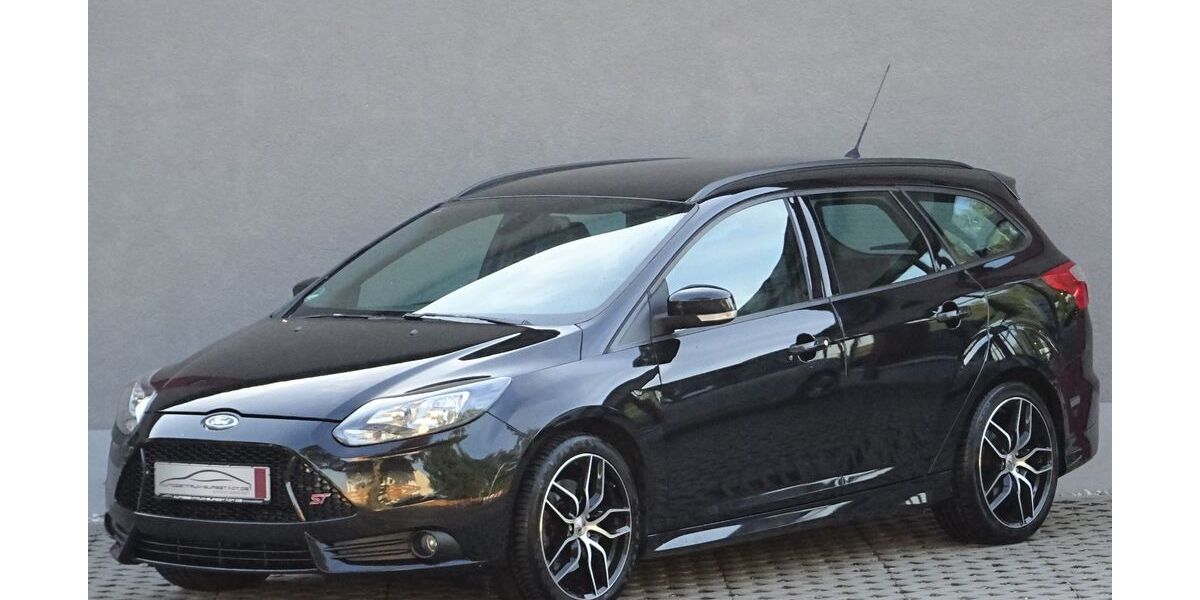 Ford Focus 158.949 km 7.300 &euro; Burgstädt 09217