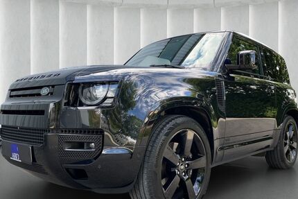 Land Rover Defender 22.000 km 110.670 € Grünwald 82031