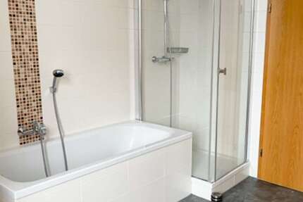 Wohnung Annaberg-Buchholz Buchholz - 3 Zimmer, 79 m&sup2;, 435&euro; | Angebot:26150115