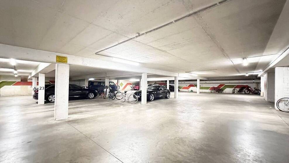 15 Min. in die Innenstadt, 280 € HG! TraumWohnung auf 81 m2, 3 Z., Süd-Balkon + XL-Garage uvm.