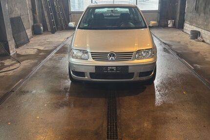 VW Polo 119.000 km 599 &euro; Ulm 89077