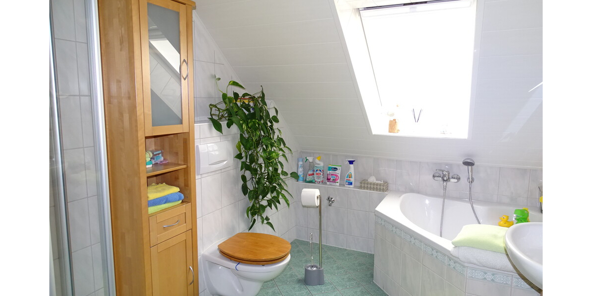 Wohnglück für Familien- Neuwertiges Einfamilienhaus mit Einliegerwohnung 7 zimmer