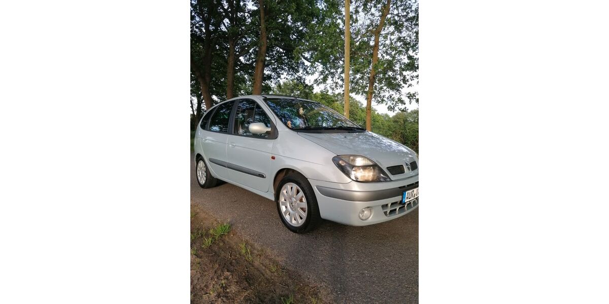 Renault Scenic 147.600 km 1.750 &euro; Großefehn 26629