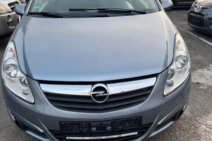 Opel Corsa 164.000 km 2.600 &euro; Frankfurt - Griesheim 65933