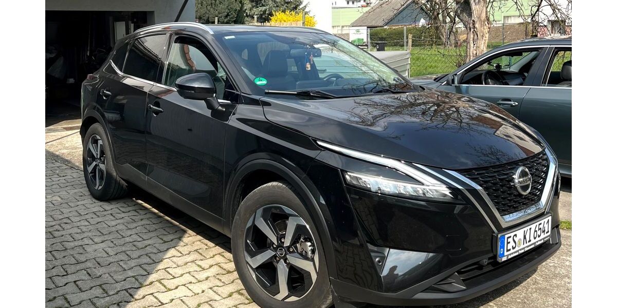 Nissan Qashqai 90.199 km 19.399 &euro; Deizisau 73779