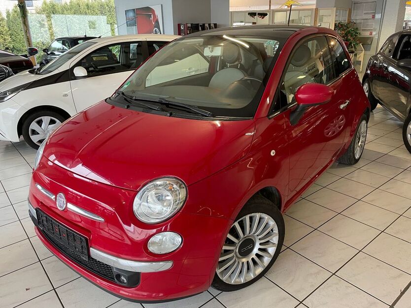 Fiat 500 73.300 km 7.399 € Göttingen 37077