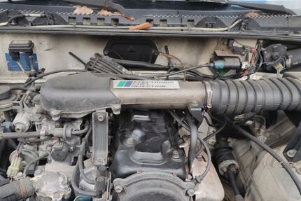 Suzuki e Vitara 231.000 km 2.600 € Nersingen 89278