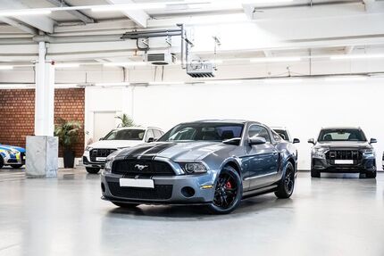 Ford Mustang 114.000 km 20.000 &euro; Hagen 58097