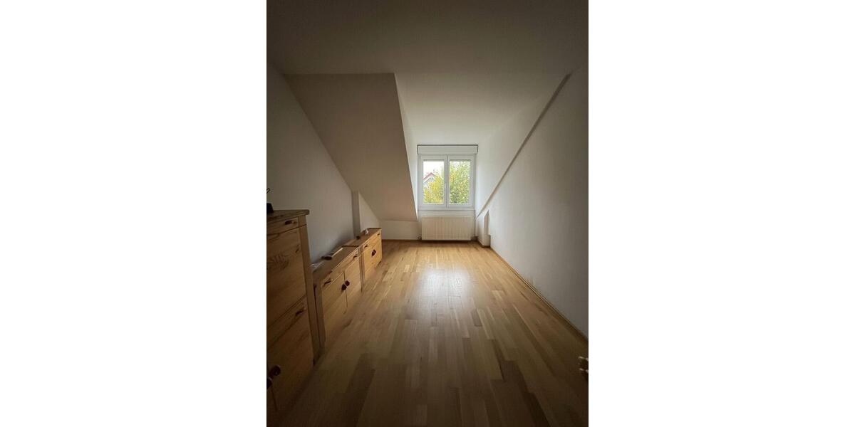 Dachgeschoßwohnung Bretzfeld - 3 Zimmer, 86 m&sup2;, 1.150&euro; | Angebot:24846759