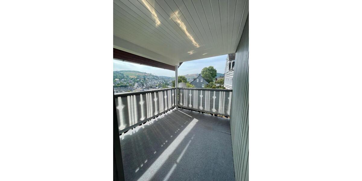 Altbauwohnung mit Balkon und Garten 2 zimmer