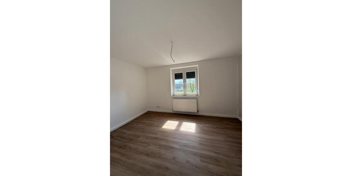 Mehrfamilienhaus, Wohnhaus Dillingen an der Donau - 5 Zimmer, 157 m&sup2;, 2.000&euro; | Angebot:26072122