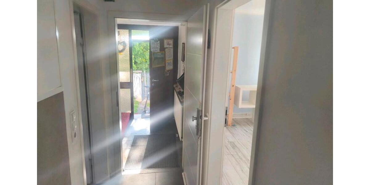 Etagenwohnung Lampertheim - 4 Zimmer, 100 m&sup2;, 1.500&euro; | Angebot:26671595