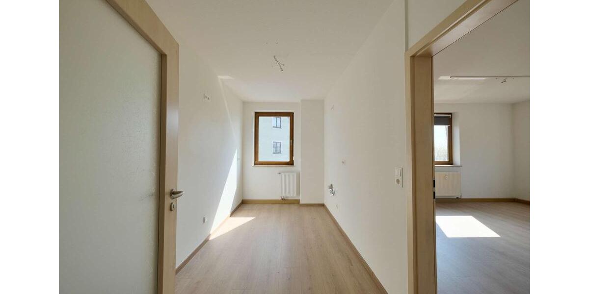 Etagenwohnung Pegnitz - 3 Zimmer, 100 m&sup2;, 750&euro; | Angebot:26335095