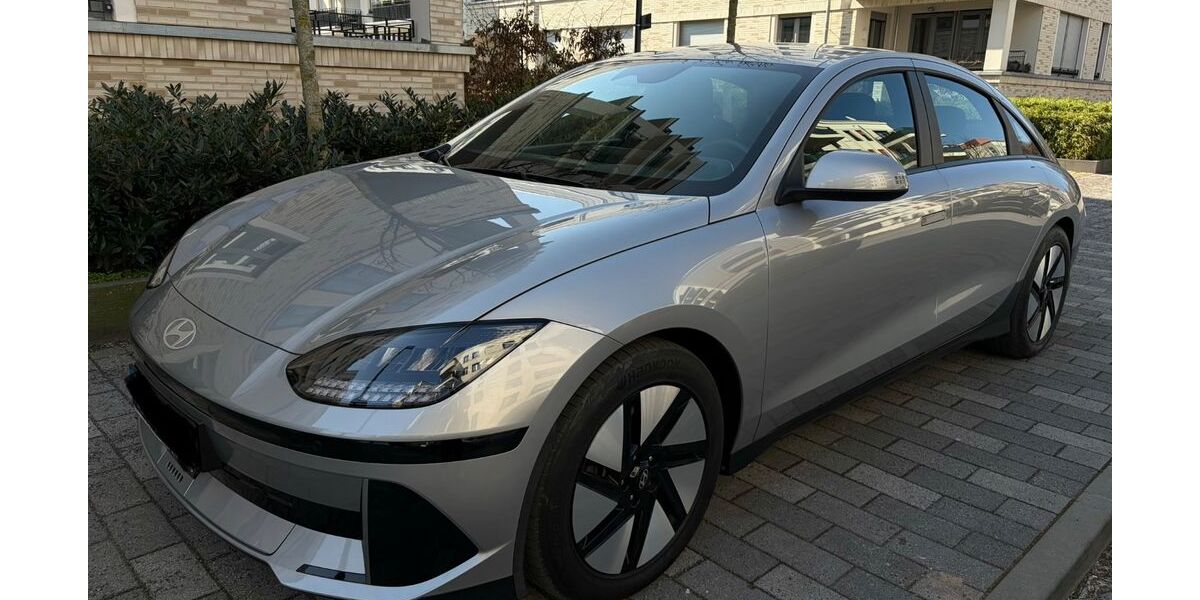Hyundai IONIQ 6 29.611 km 24.990 &euro; Berlin 14195