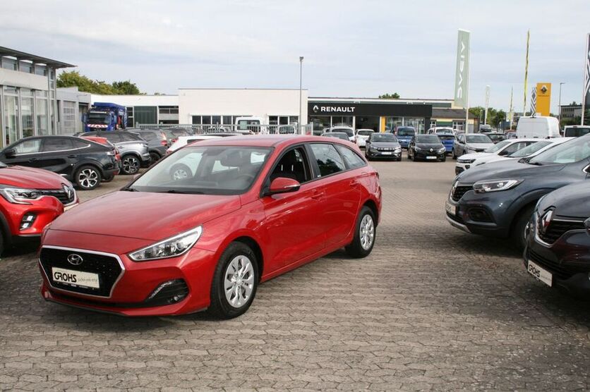 i30