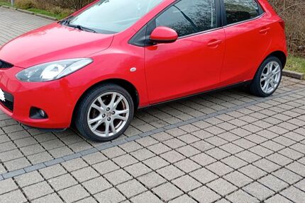 Mazda 2 200.300 km 999 &euro; Adelsdorf 91325