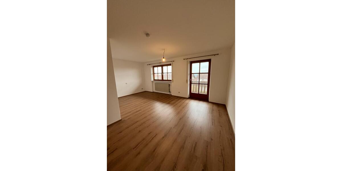 Doppelhaushälfte Bad Birnbach Asenham - 5 Zimmer, 140 m&sup2;, 1.150&euro; | Angebot:26584368
