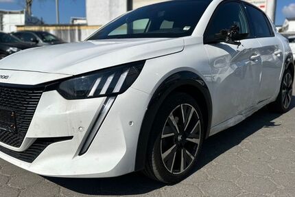 Peugeot 208 30.000 km 10.999 &euro; Elz 65604