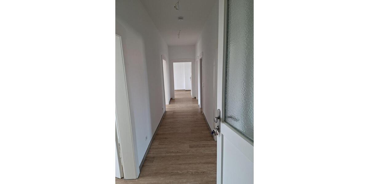 Etagenwohnung Seesen - 4 Zimmer, 96 m&sup2;, 624&euro; | Angebot:26645672