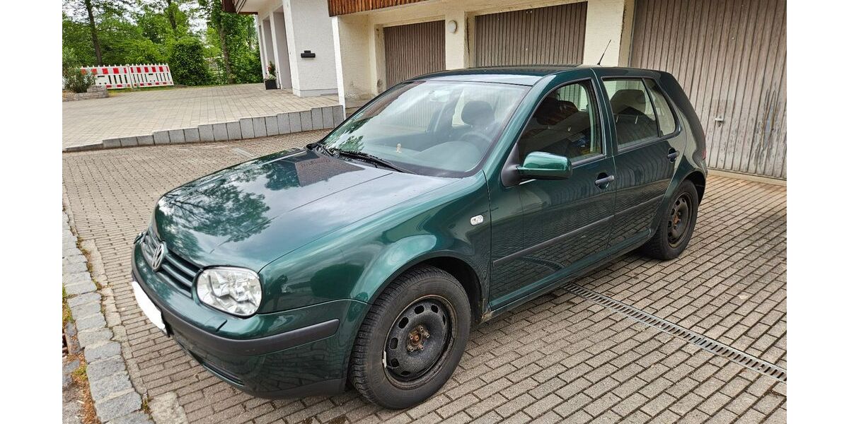 VW Golf 194.197 km 900 &euro; Neuching 85467