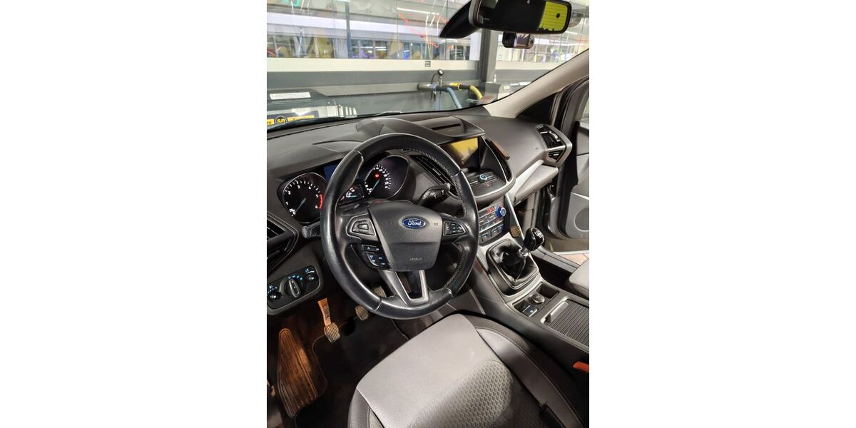 Ford Kuga 110.000 km 13.500 &euro; Berlin 13355