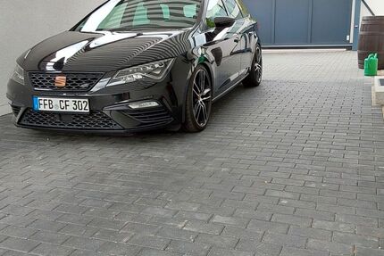Seat Leon 97.000 km 21.800 &euro; Ingolstadt 85053