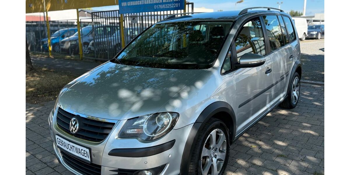 VW Touran 186.000 km 4.249 &euro; Osnabrück 49084