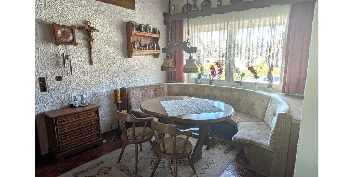 Einfamilienhaus Schwandorf - 6 Zimmer, 190 m&sup2;, 1.600&euro; | Angebot:26334572