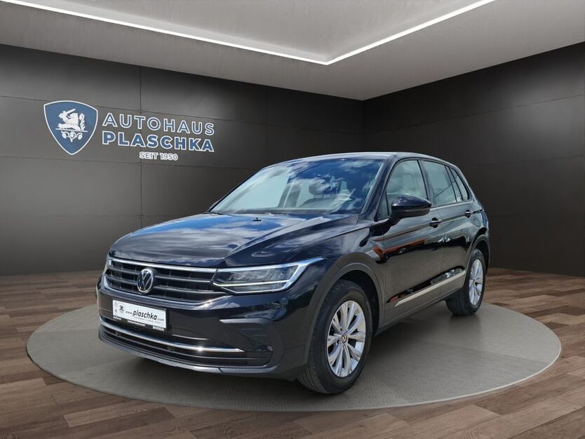 VW Tiguan 82.700 km 23.450 € Amelinghausen 21385
