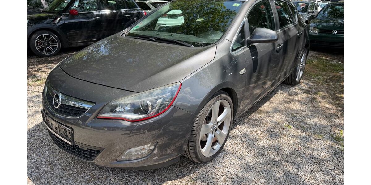 Opel Astra 190.643 km 2.999 &euro; München 81929