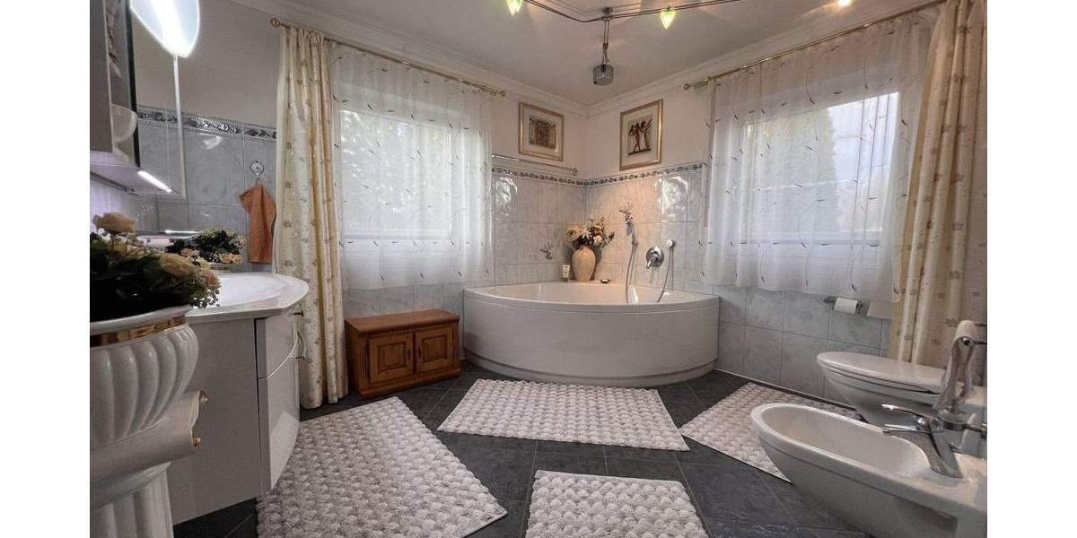 Bungalow Aidenbach - 3 Zimmer, 130 m&sup2;, 399.000&euro; | Angebot:25698361