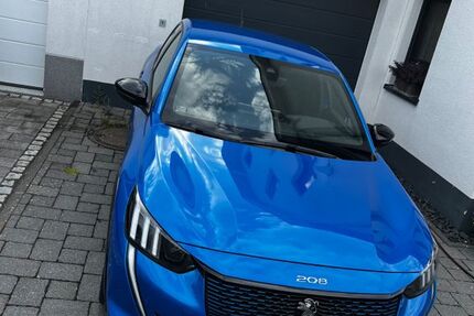 Peugeot 208 103.000 km 12.699 &euro; Eitorf 53783