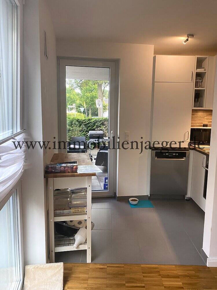 Alt-Garstedt Altes Rathaus - Neubaustandard - Barrierefreie Wohnung mit Terrasse - Ideal für Senioren