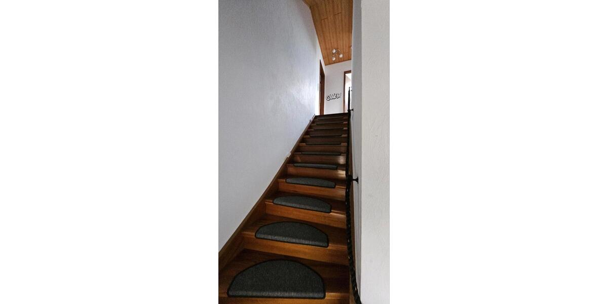 Einfamilienhaus Groß-Zimmern Zimmern - 6 Zimmer, 160 m&sup2;, 1.950&euro; | Angebot:25893526