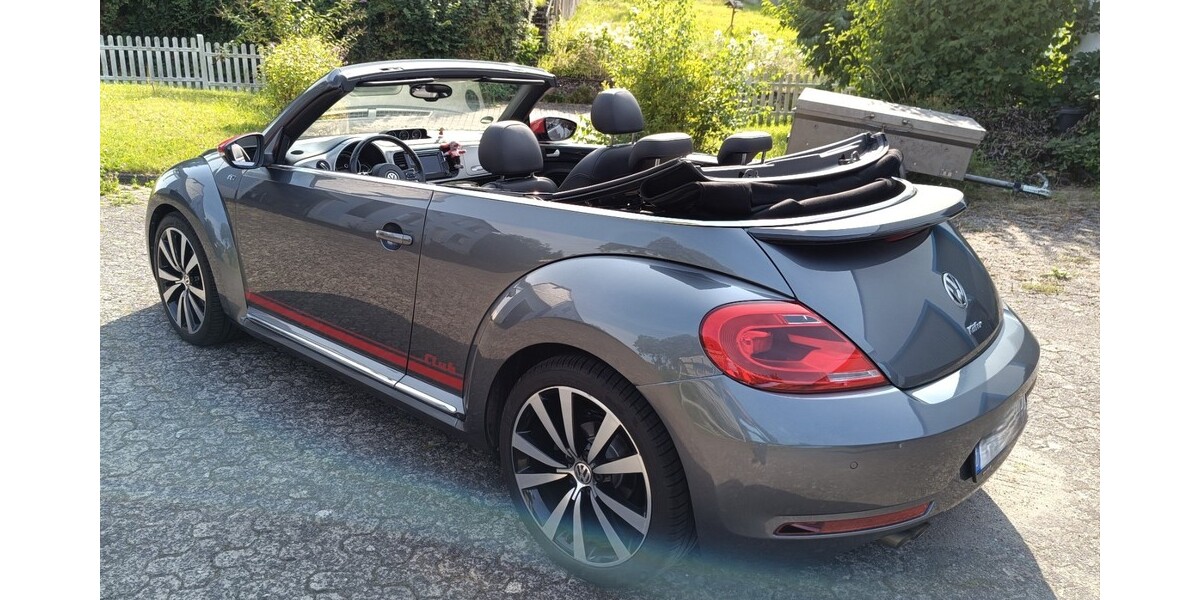 VW Beetle 88.595 km 17.380 € Ney 56283