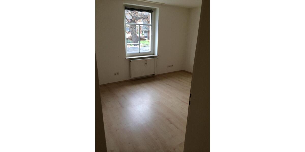 Hochparterre Brühl - 2.5 Zimmer, 60 m&sup2;, 990&euro; | Angebot:26456096