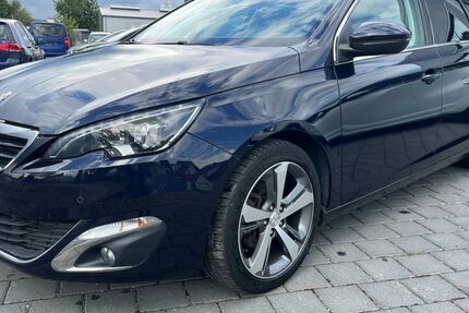 Peugeot 308 99.460 km 6.480 &euro; Irlich 56567