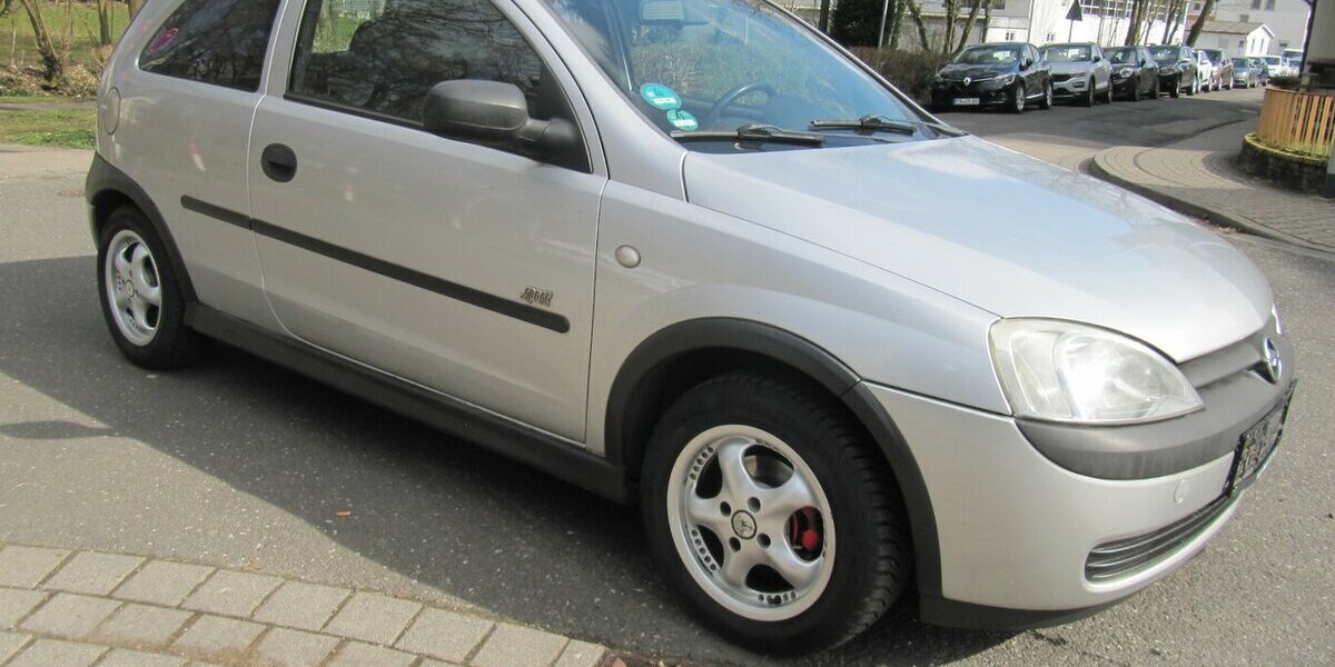 Opel Corsa Sport ++ TÜV 10.2027 ++ 220.321 km 995 &euro; Schwalbach/Taunus 65824