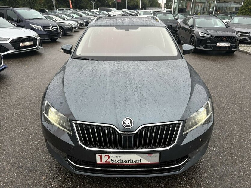 Skoda Superb 2.0 TSI STYLE/4x4/PANO/KAMERA/MEMORY/DAB 145.673 km 21.900 € Villingen-Schwenningen 78054
