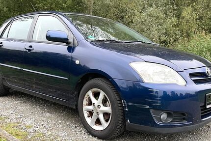 Toyota Corolla 101.000 km 3.290 &euro; Bremen 28197