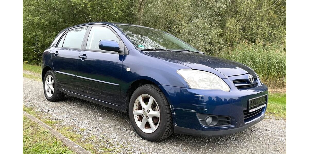 Toyota Corolla 101.000 km 3.290 &euro; Bremen 28197