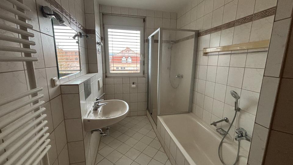 Etagenwohnung Neustadt an der Orla - 3 Zimmer, 60 m&sup2;, 432&euro; | Angebot:25987898