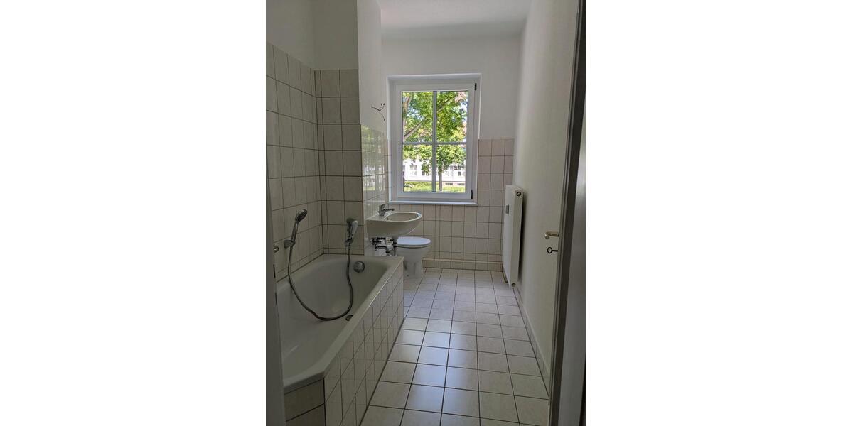 Etagenwohnung Zittau - 2 Zimmer, 51 m&sup2;, 341&euro; | Angebot:25900048