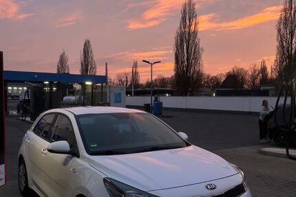 Kia Rio 76.000 km 7.300 &euro; bad salzuflen 32108